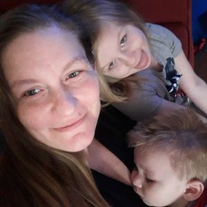 Meet your Posher, April